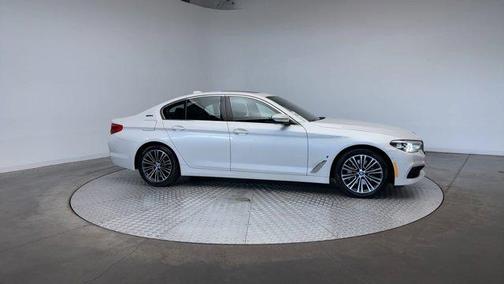 2019 BMW 530e xDrive iPerformance