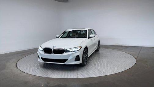 2025 BMW 330 i xDrive