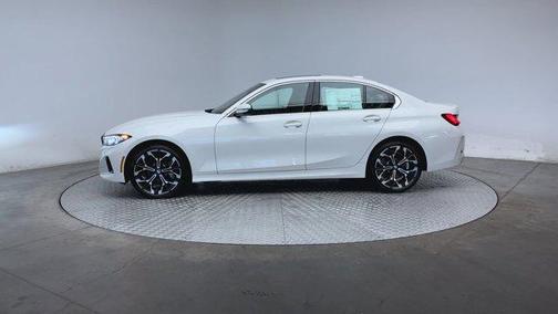 2025 BMW 330 i xDrive