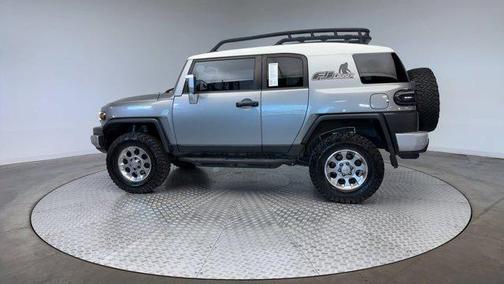 2011 Toyota FJ Cruiser Base