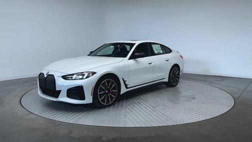Mineral White Metallic 2026 BMW i4 Gran Coupe xDrive40