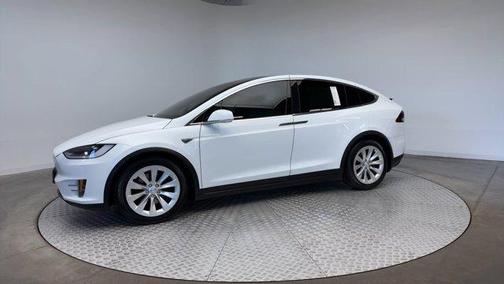 2016 Tesla Model X 90D