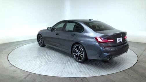 2019 BMW 330 i xDrive