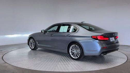 2021 BMW 530 i xDrive