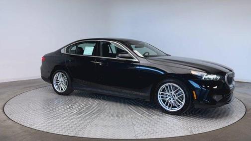 2025 BMW 530 i xDrive