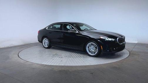 2025 BMW 530 i xDrive
