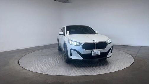 2025 BMW X2 xDrive28i