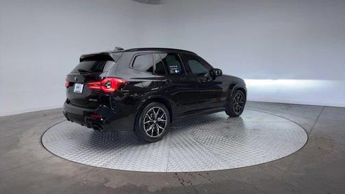 2024 BMW X3 M40i