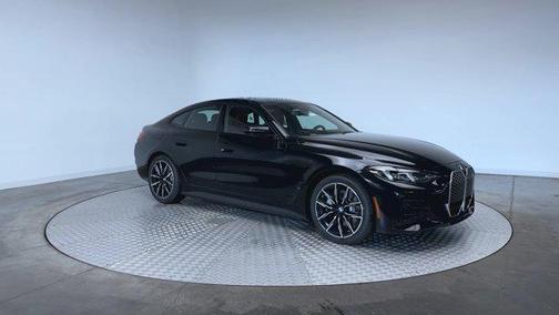 Black Sapphire Metallic 2026 BMW i4 Gran Coupe xDrive40