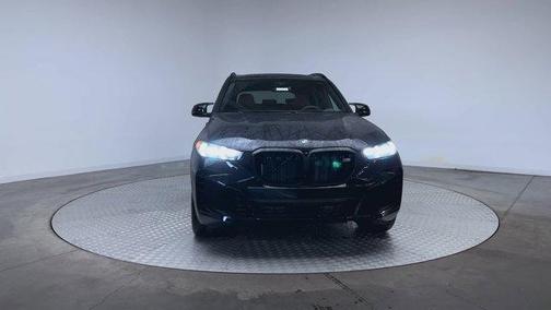 Carbon Black Metallic 2026 BMW X5 M60i