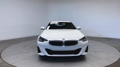 2025 BMW 230 i xDrive