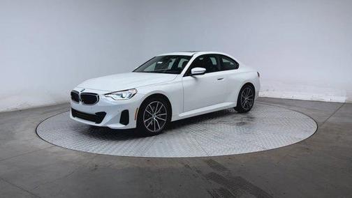 2025 BMW 230 i xDrive