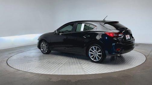 2018 Mazda Mazda3 Touring