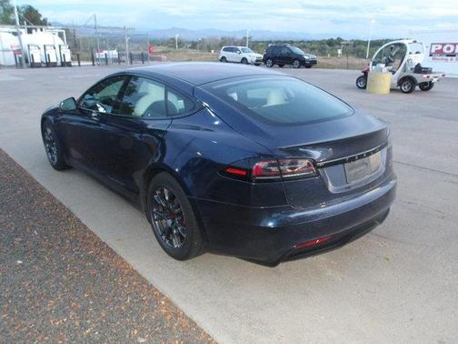 Deep Blue Metallic 2024 Tesla Model S Plaid