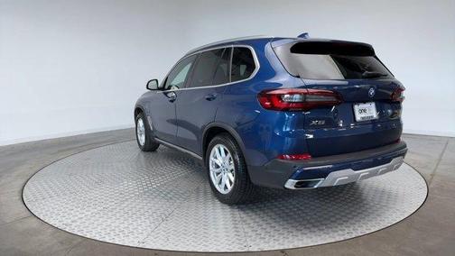 2022 BMW X5 PHEV xDrive45e