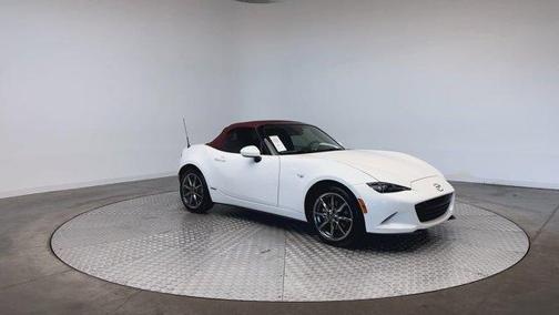 2020 Mazda MX-5 Miata Club
