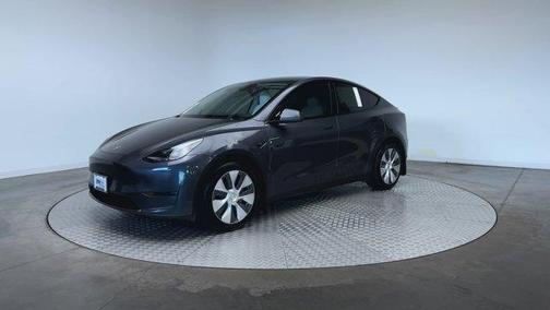 Midnight Silver Metallic 2023 Tesla Model Y Long Range