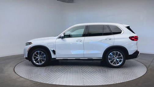 2026 BMW X5 PHEV xDrive50e