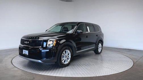 2022 Kia Telluride LX
