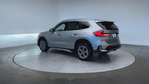 Space Silver 2025 BMW X1 xDrive28i