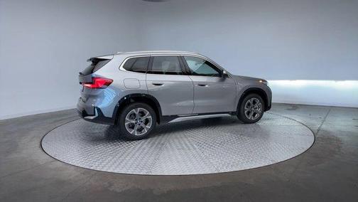 Space Silver 2025 BMW X1 xDrive28i