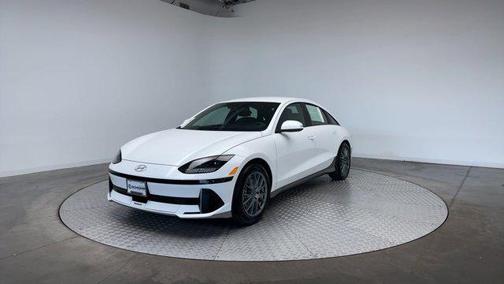 2024 Hyundai IONIQ 6 SEL