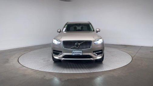 2023 Volvo XC90 B6 Plus 6-Seater