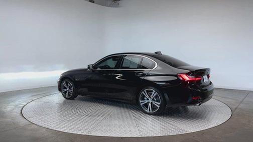 2022 BMW 330e 330e