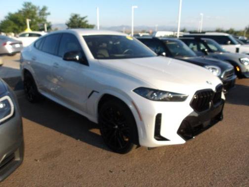 Mineral White Metallic 2024 BMW X6 M60i