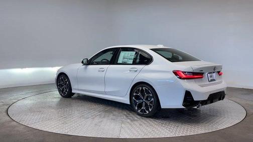 2026 BMW 330 I XDrive NA