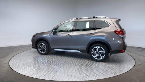 2023 Subaru Forester 2.5i Touring