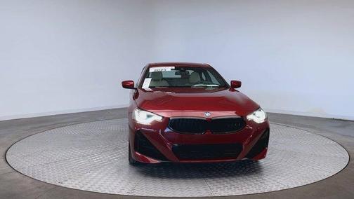 2025 BMW 230 i xDrive