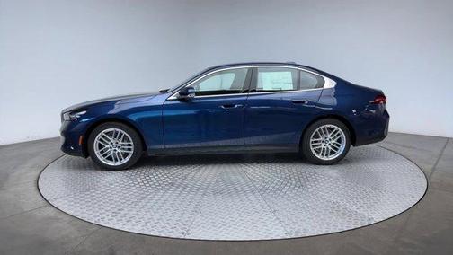 2024 BMW 530 i xDrive