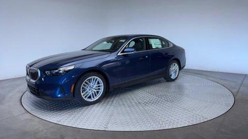 2024 BMW 530 i xDrive