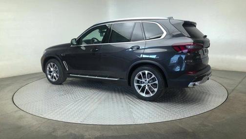 2023 BMW X5 PHEV xDrive45e