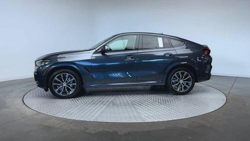 Arctic Gray Metallic 2022 BMW X6 xDrive40i