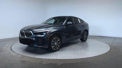 Arctic Gray Metallic 2022 BMW X6 xDrive40i