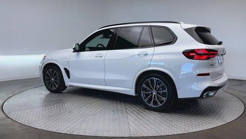 2026 BMW X5 PHEV xDrive50e