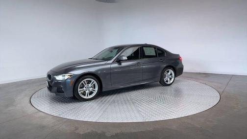 2018 BMW 330 i xDrive