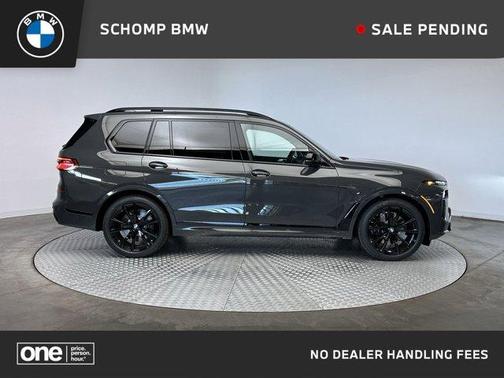 Gray Metallic 2026 BMW X7 M60i