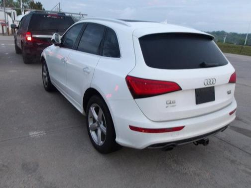 2017 Audi Q5 2.0T Premium Plus