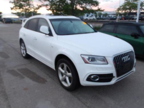 2017 Audi Q5 2.0T Premium Plus
