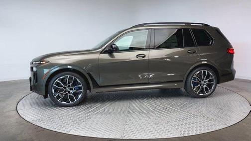 2026 BMW X7 M60i