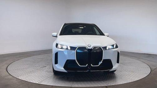 2026 BMW iX xDrive60