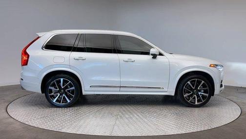 2019 Volvo XC90 T6 Inscription