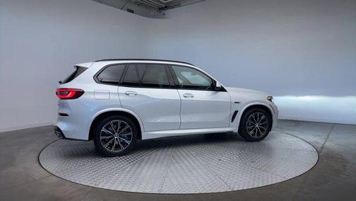 2023 BMW X5 PHEV xDrive45e