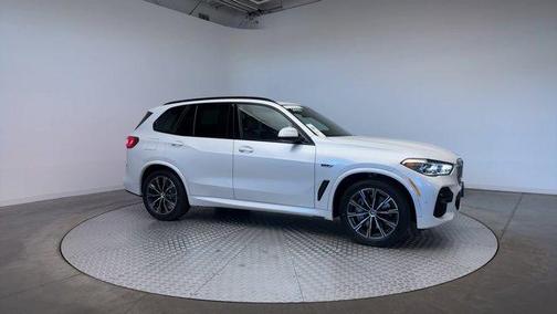 2023 BMW X5 PHEV xDrive45e