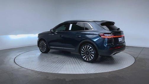 2021 Lincoln Nautilus Black Label