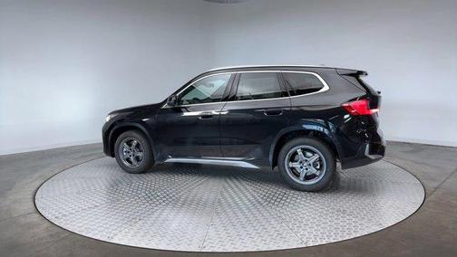 Black Sapphire Metallic 2025 BMW X1 xDrive28i