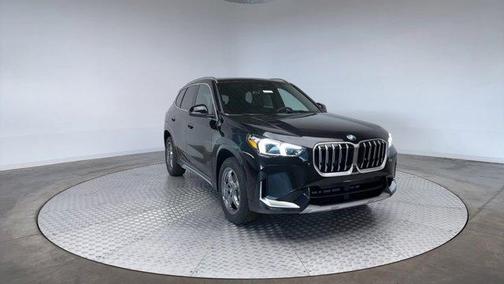 Black Sapphire Metallic 2025 BMW X1 xDrive28i